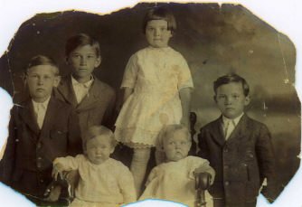 chldrn.jpg (17941 bytes)